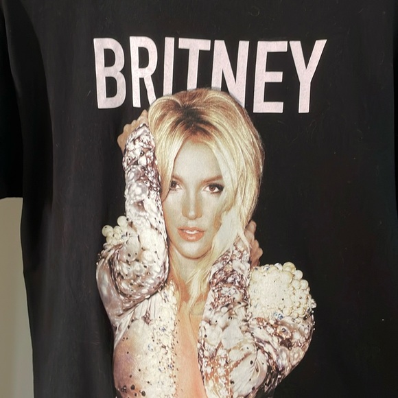 Britney Spears Unisex Tshirt - Picture 3 of 5